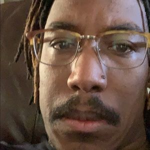 Meet your Posher, Leighton